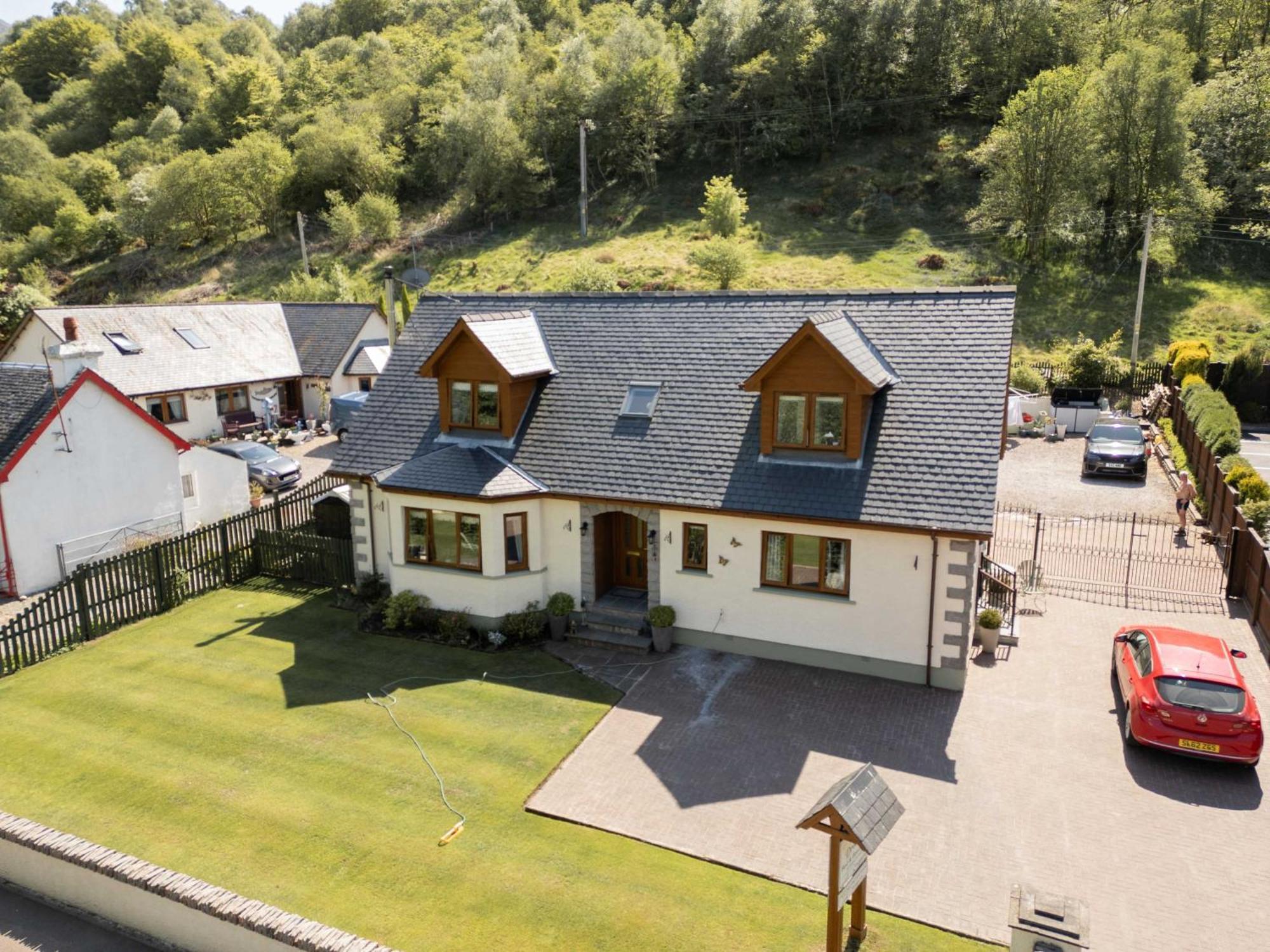 Tigh Na Drochaid, Glen Nevis - Entire Apartment Fort William Buitenkant foto